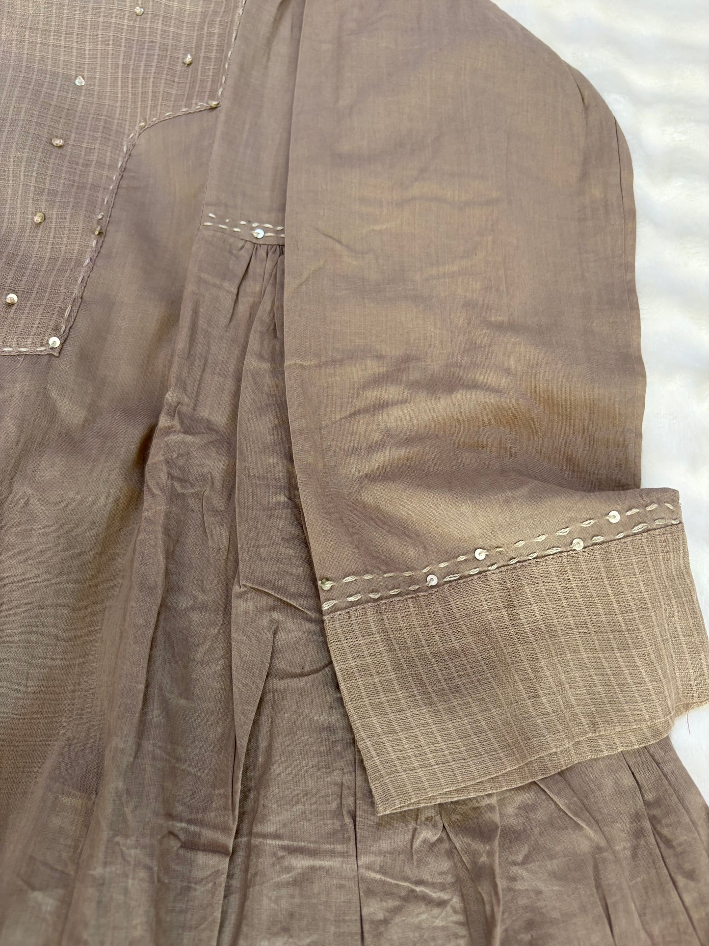 🧺 Pure Simplicity: Minimalist Ethnic Wear-3 Pcs Suit