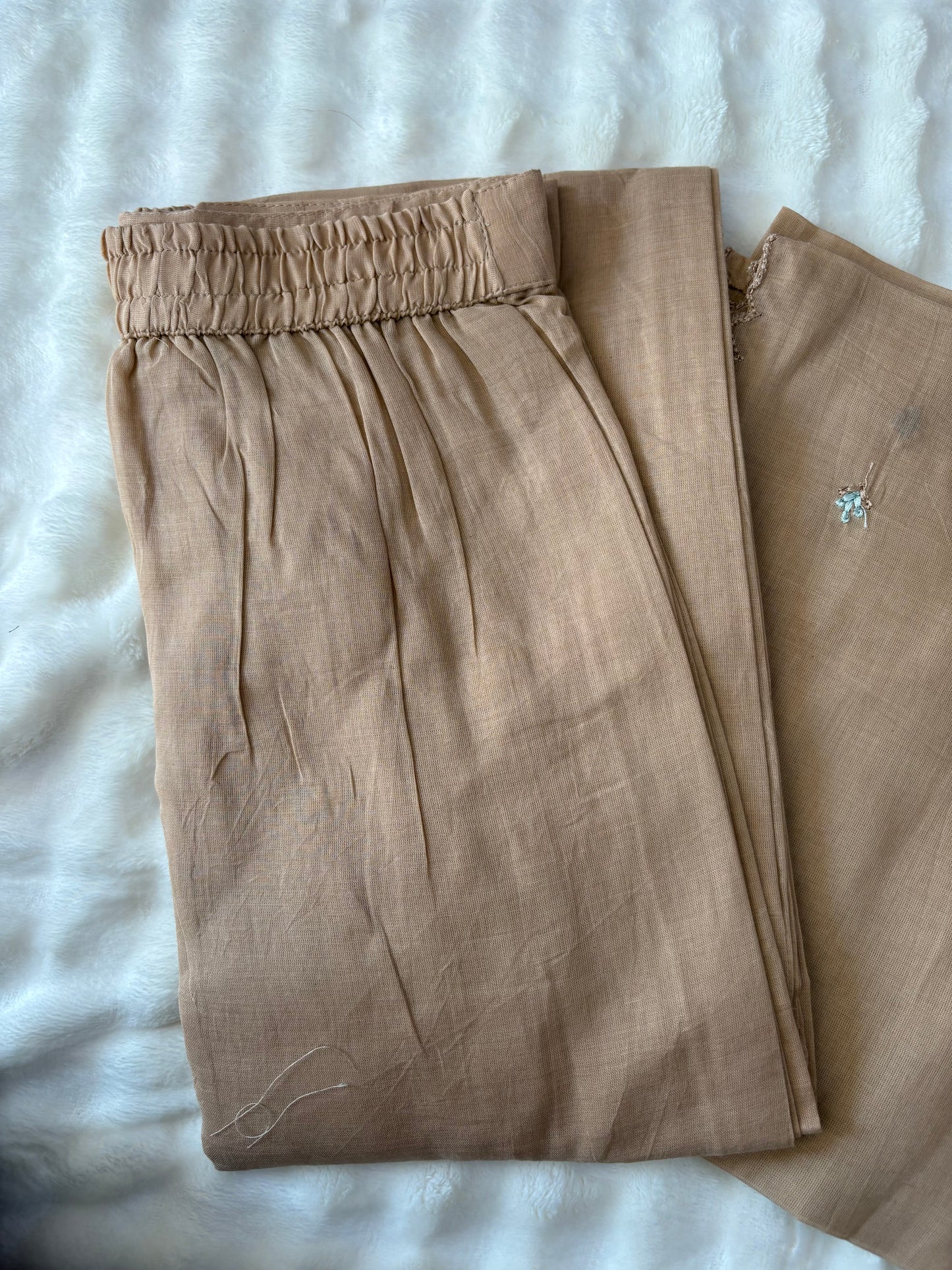 🥂 Beige Mul Chanderi set-3 Pcs Suit