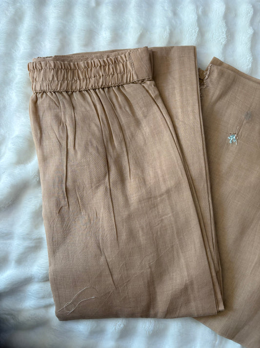 🥂 Beige Mul Chanderi set-3 Pcs Suit