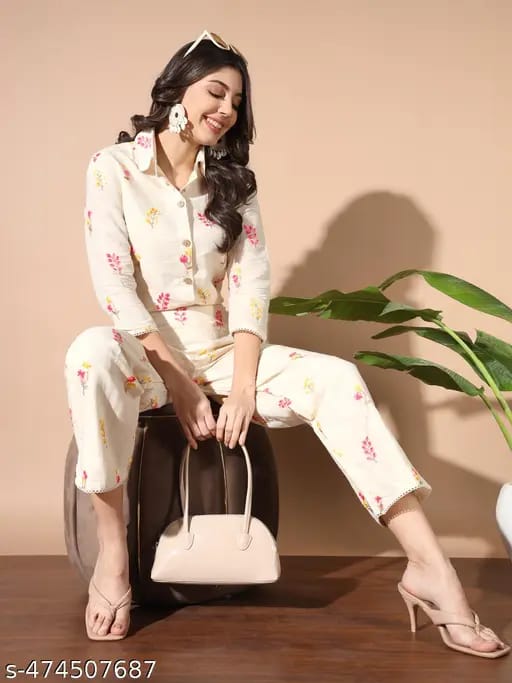 Minimal Floral Handcrafted Khadi Cotton Co-Ord Set – Ivory